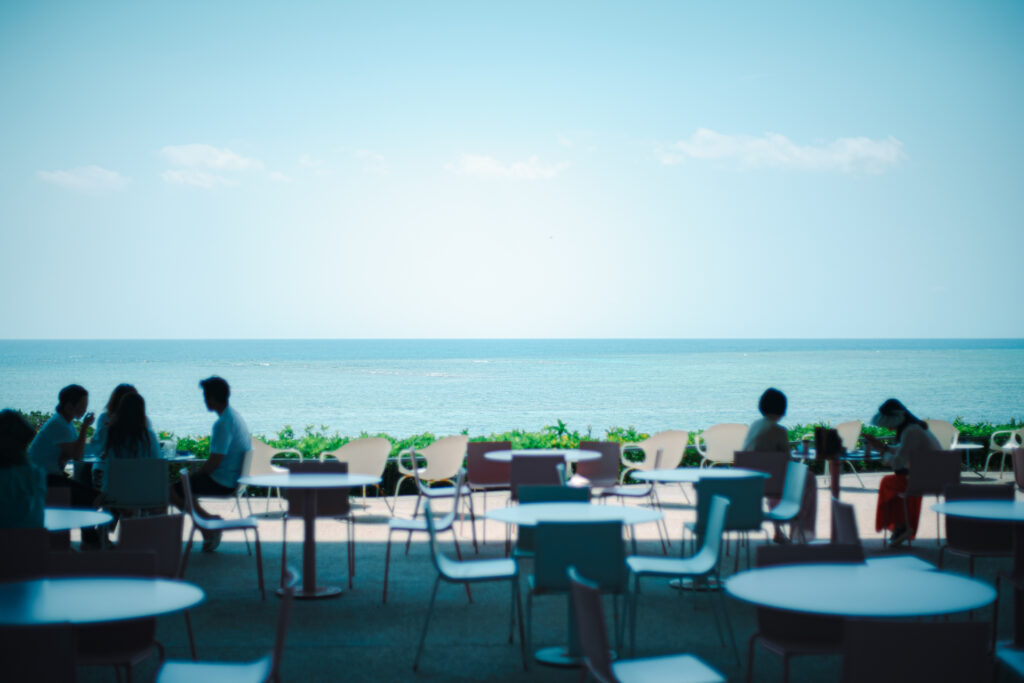 バンタカフェ by 星野リゾート｜沖縄県読谷村｜商業施設｜建築写真・竣工写真・インテリア写真｜04