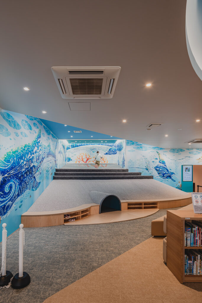 読谷村立図書館｜沖縄県読谷村｜公共施設（図書館）｜建築写真・竣工写真・インテリア写真｜内観｜07