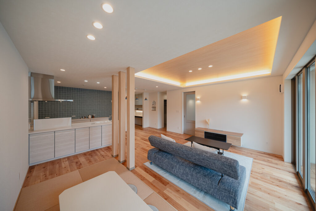 House S in Uruma｜沖縄県うるま市｜木造一戸建て住宅｜建築写真・竣工写真・インテリア写真｜内観｜03