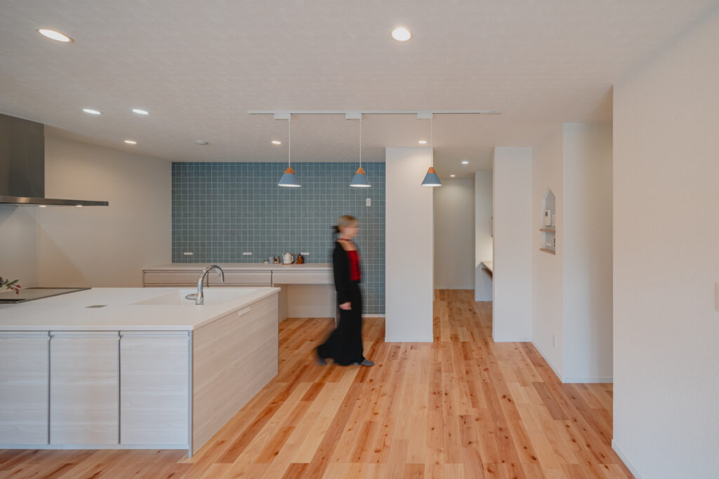 House S in Uruma｜沖縄県うるま市｜木造一戸建て住宅｜建築写真・竣工写真・インテリア写真｜内観｜04