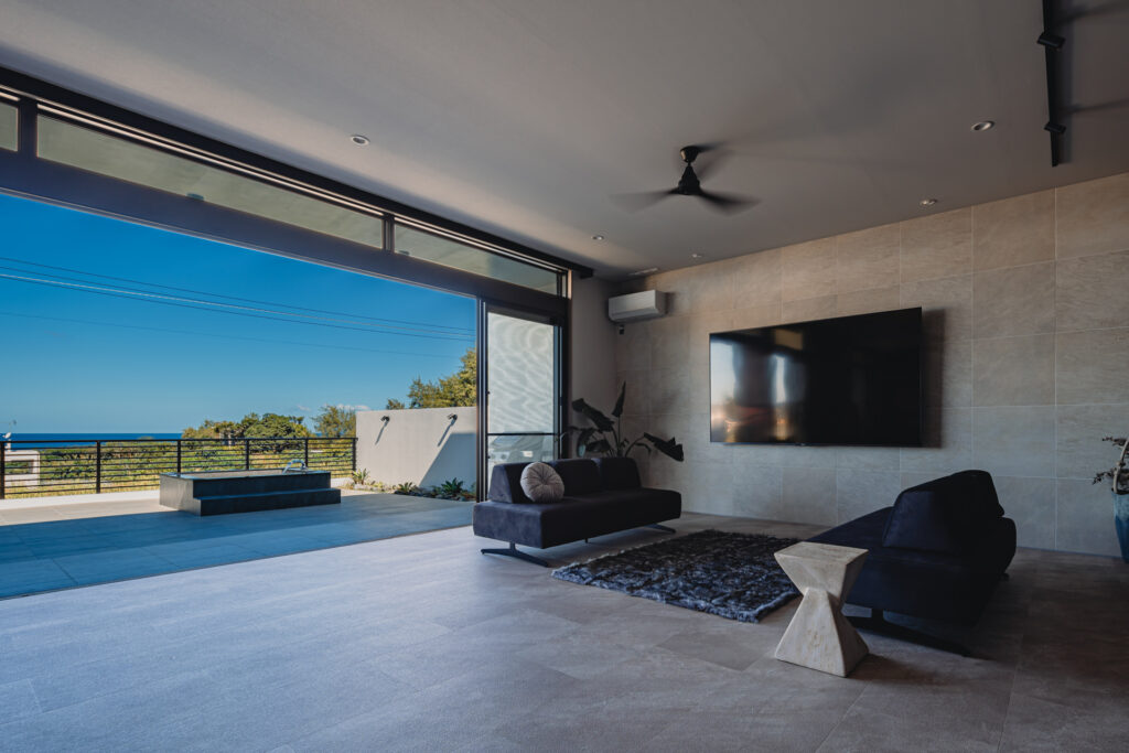 Villa A in Maeda, Onna｜沖縄県恩納村｜宿泊施設（ヴィラ）｜建築写真・竣工写真・インテリア写真｜内観｜02