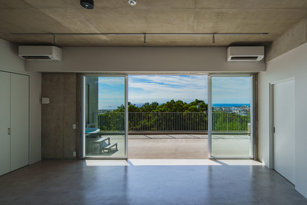 M TAKASHIHO｜沖縄県読谷村｜RC造・賃貸住宅（外人住宅）｜建築写真・竣工写真・インテリア写真｜内観｜02